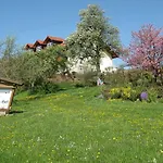 Apartamento In Rotthalmuenster Mit Garten *