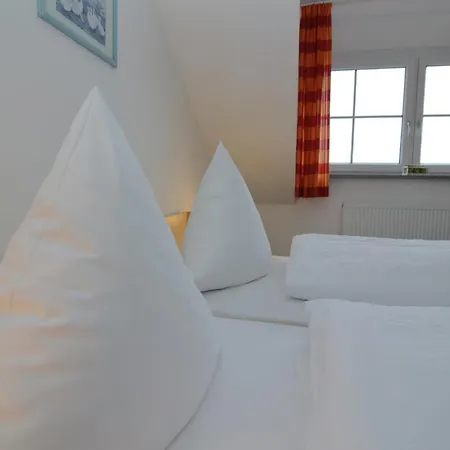 Wohnung In Rotthalmuenster Mit Garten