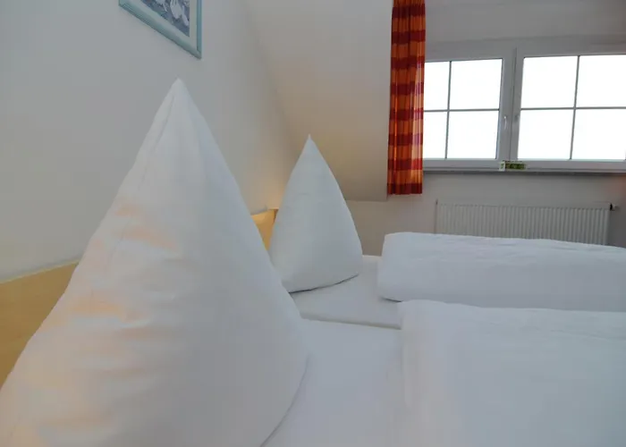 In Rotthalmuenster Mit Garten
